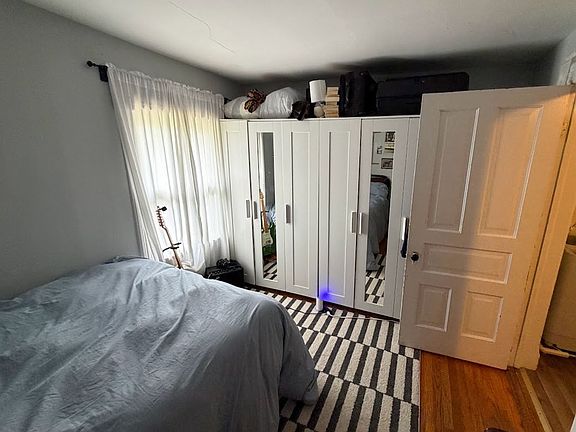 4th image of 127 S Butler St #203