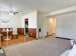 557 W Diamond Ave, Gaithersburg, MD 20877