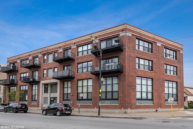 1st image of 2161 N California Ave APT 308