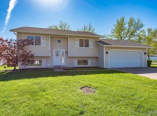1 Summer Forest Ct, Saint Charles, MO 63304