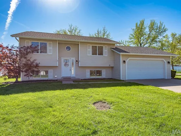 1 Summer Forest Ct, Saint Charles, MO 63304