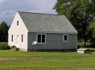 7121 Rosehill Rd, Gloucester, VA 23061