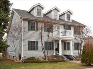 1316 Whitcomb Ave, Des Plaines, IL 60018