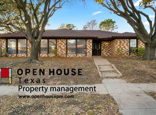 3813 Cheyenne St, Irving, TX 75038