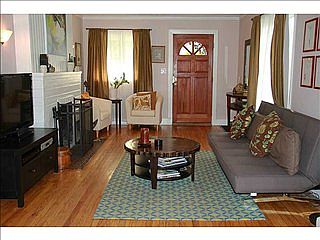 3rd image of 4929 Guilford Ave