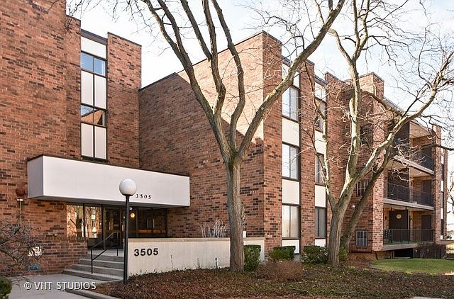 1st image of 3505 Lakeview Dr APT 307