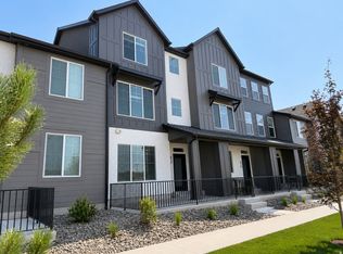 812 W Ivywell Ln #212, North Salt Lake, UT 84054