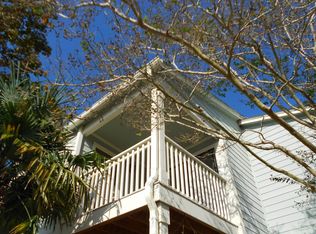 1481 Center St #1104, Mount Pleasant, SC 29464