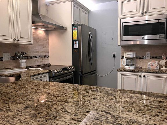 4th image of 4436 NE Ocean Blvd APT B2