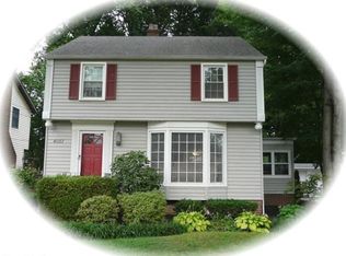 4017 W 204th St, Fairview Park, OH