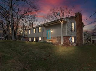 2294 Paulette Dr, Walled Lake, MI
