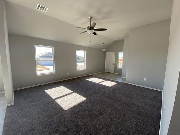 3rd image of 4636 Tsavo Way