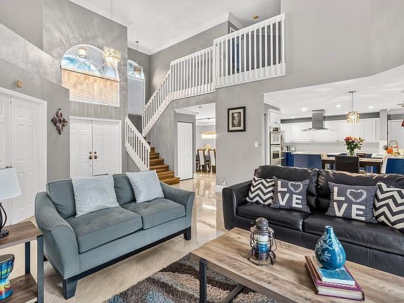 2nd image of 10811 BEXLEY Boulevard