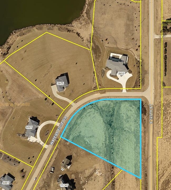 2nd image of Waters Edge Dr