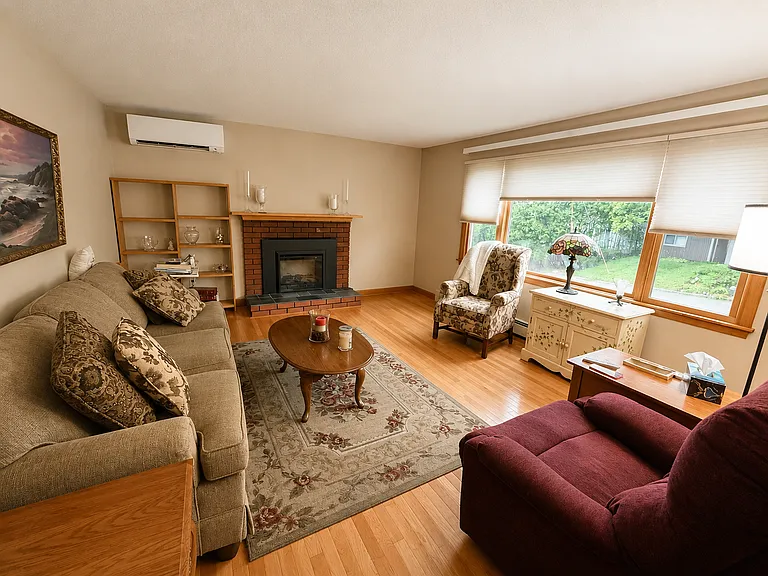 35 Dike Dr — Photo 13
