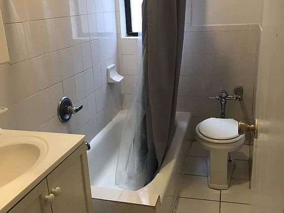 5th image of 441 Brooklyn Ave APT 5G
