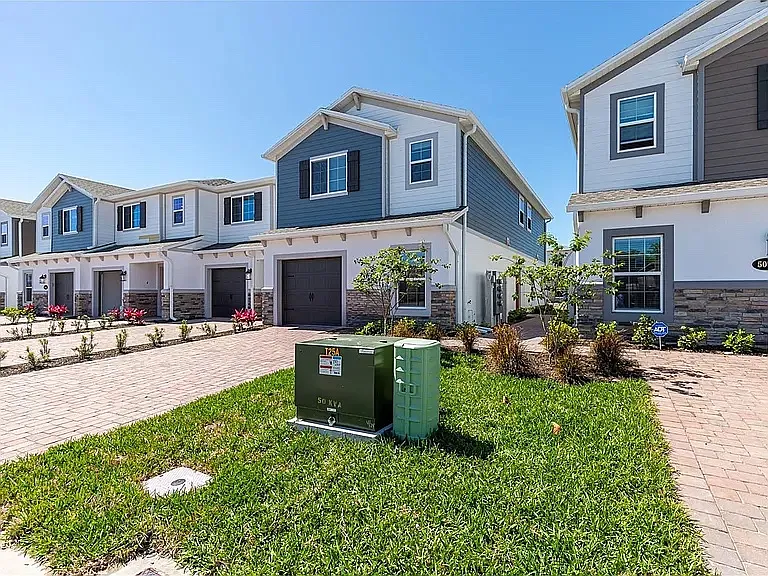 5084 Rain Shadow Dr — Photo 3