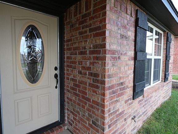 5th image of 4306 Pine St