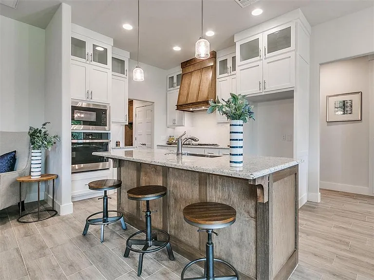11500 Fairways Ave — Photo 25