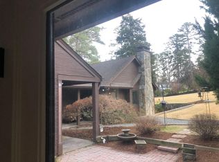 2407 Blackberry Ln, Raleigh, NC 27609