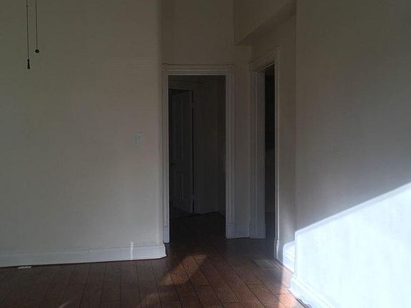 4th image of 1312 S 6th St APT 1F