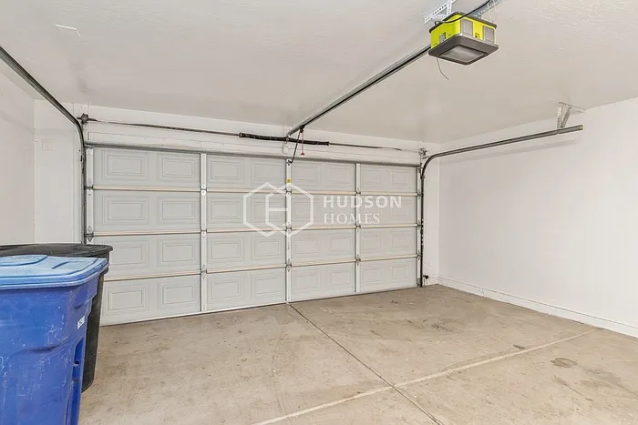 843 E Morelos St — Photo 19
