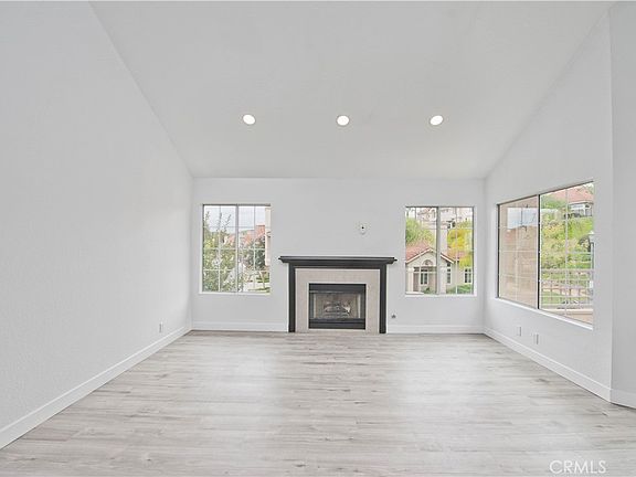 4th image of 600 Kingswood Ln #A