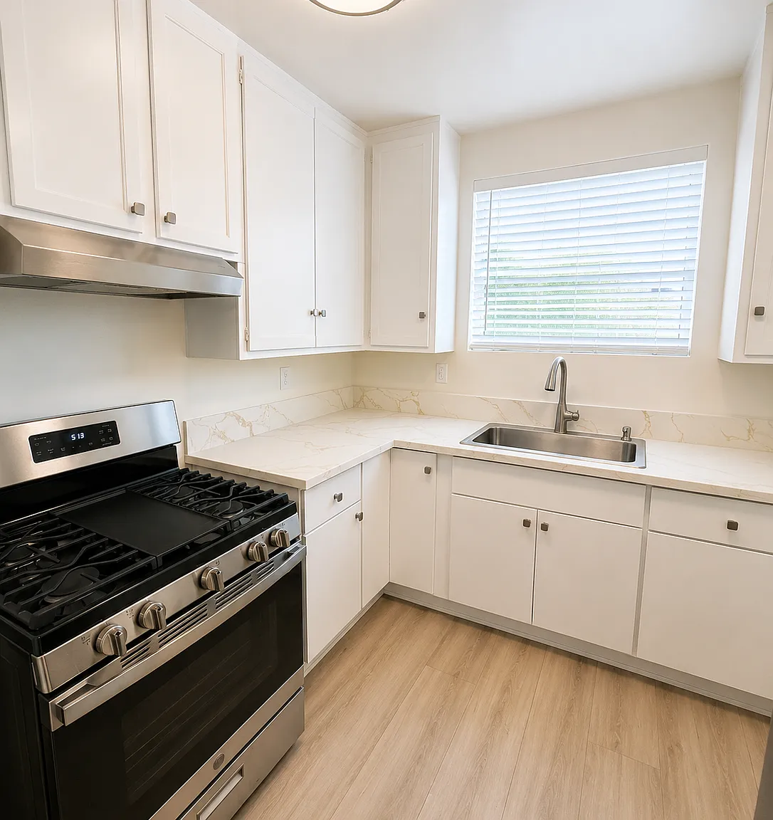 2 bed, 850 sqft, $2,595 — Photo 1