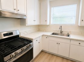 1111 S Shenandoah St, Los Angeles, CA