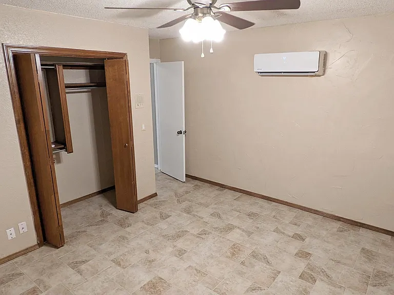 This guest room comes with tile floors, its own whisper-quiet mini-split, pre-mounted TV & "soundproof" shared wall (so one room won't bother the other) no matter what their schedule!
