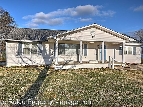 3rd image of 1536 Kenmore Dr