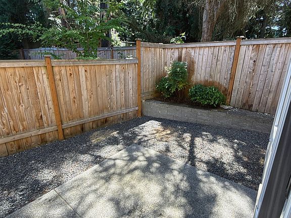 5th image of 17631 21st Ave W