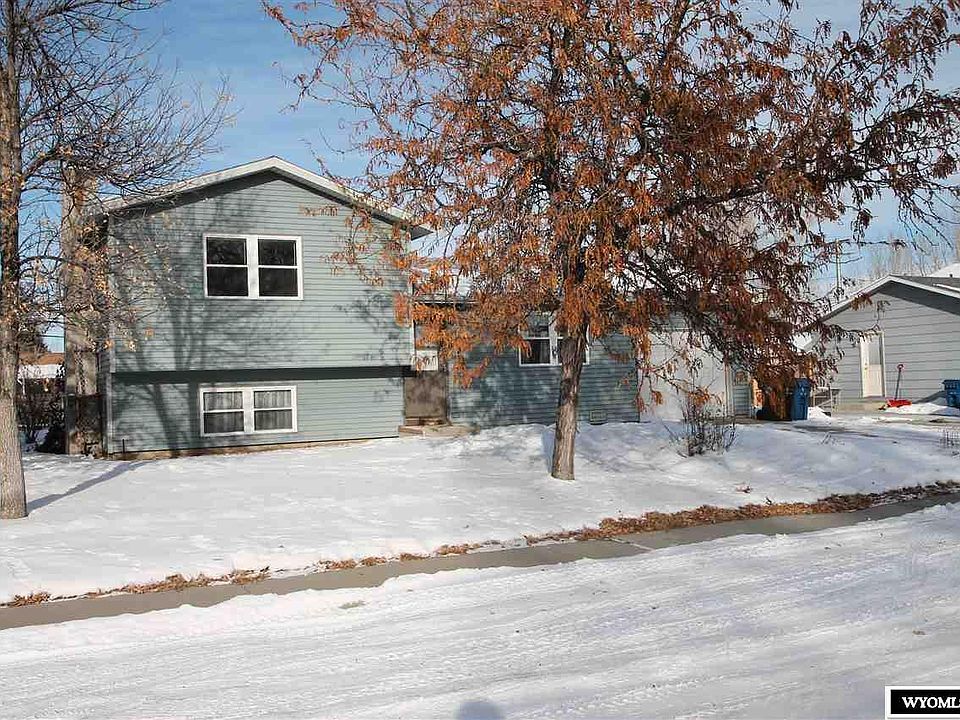 1st image of 1300 Aspen Dr
