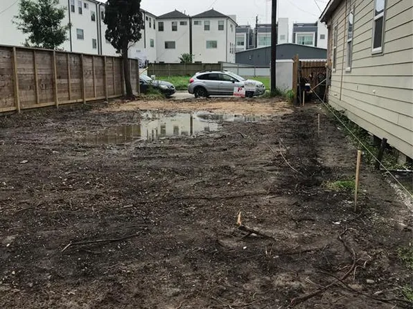 3307 Gillespie St, Houston, TX 77020