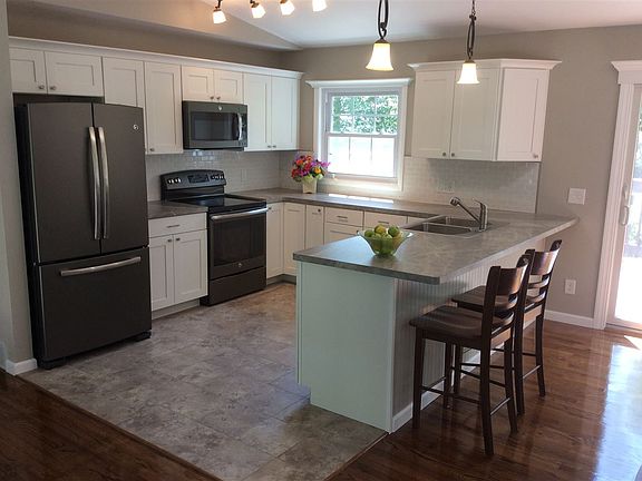 5th image of 167 Fairfield Ct