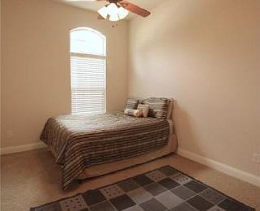 5th image of 2454 Embleton Dr