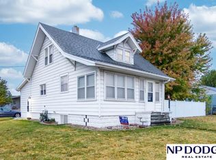 1657 E 1st St, Fremont, NE 68025