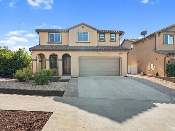 13422 Red Hawk Dr, Sylmar, CA 91342
