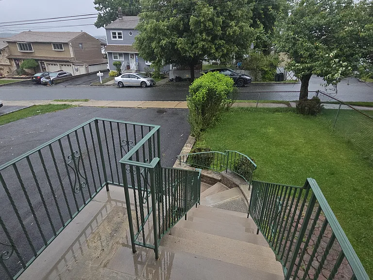 61 Meriline Ave #1 — Photo 14
