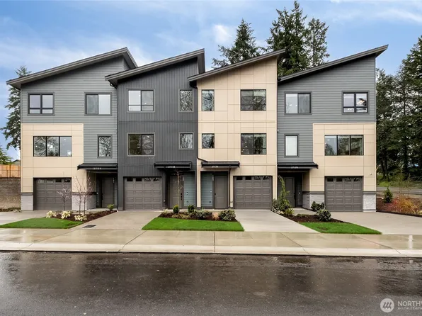 27018 187TH Place SE #104, Covington, WA 98042