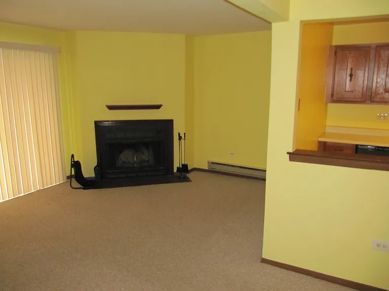 1856 N Goodwin Dr #1A — Photo 3