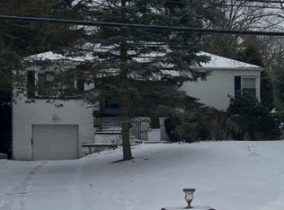 218 Lake Scranton Rd, Scranton, PA 18505