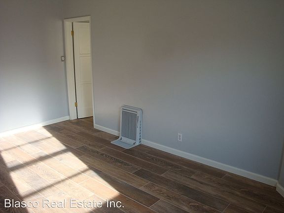 5th image of 443 W McKinley Ave