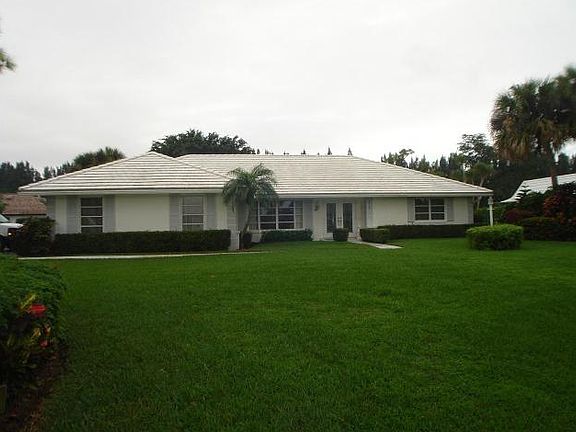 2nd image of 4751 S Lake Dr