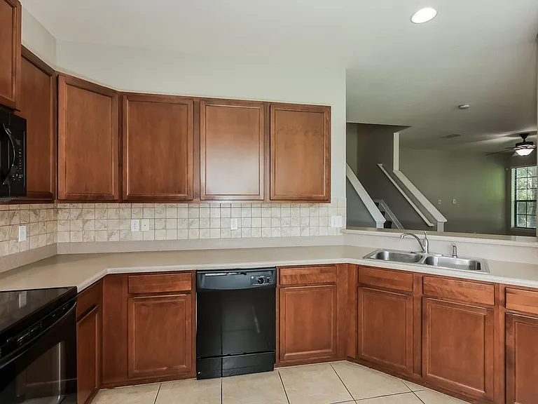 5511 Kinglethill Dr — Photo 9