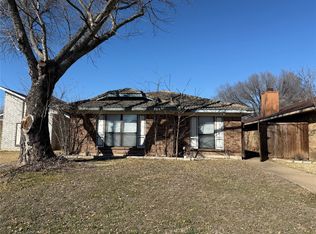 1109 Hemlock Dr, Desoto, TX 75115