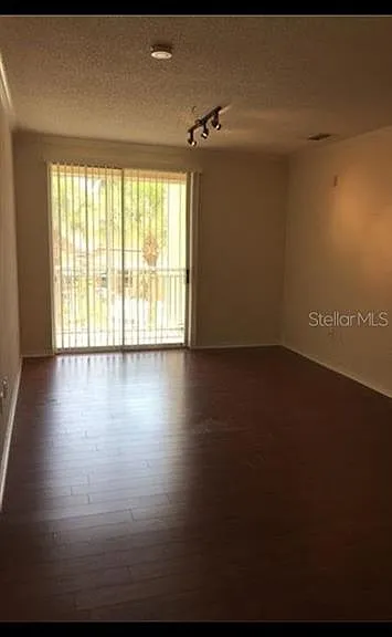 18001 Richmond Place Dr #220 — Photo 2
