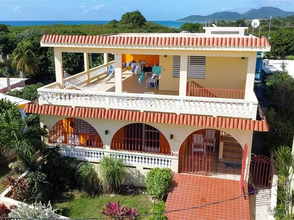 302 Calle Almendro, Vieques, PR 00765