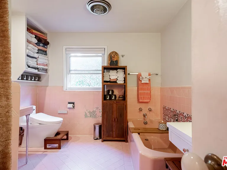 17401 Londelius St — Photo 23