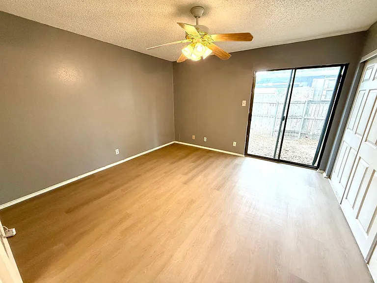 5310 Gawain Dr — Photo 16
